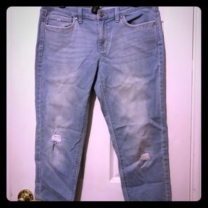 White House Black Market Capri jeans